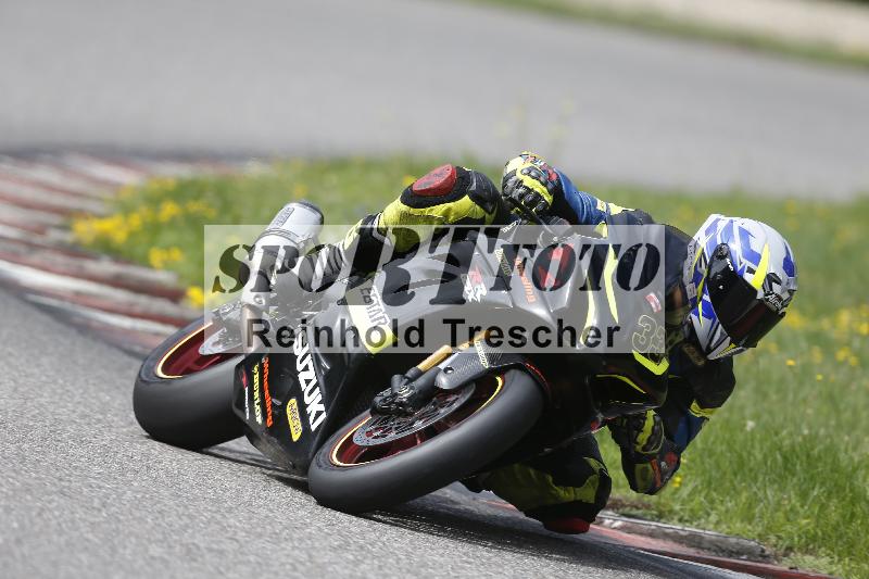 /37 28.07.2025 Dunlop Ride und Test Day ADR/Trackday Erfahren gelb Trackday schnell  rot/33